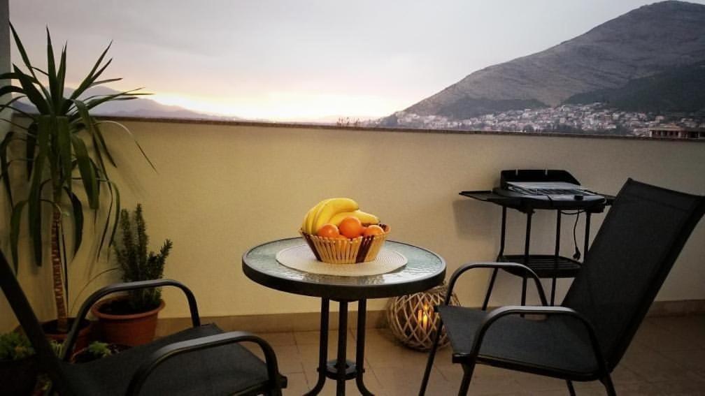 Apartman Sunset เทรบินเย ภายนอก รูปภาพ