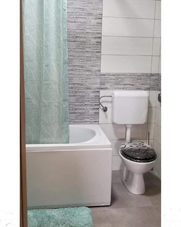 Apartman Sunset เทรบินเย ภายนอก รูปภาพ