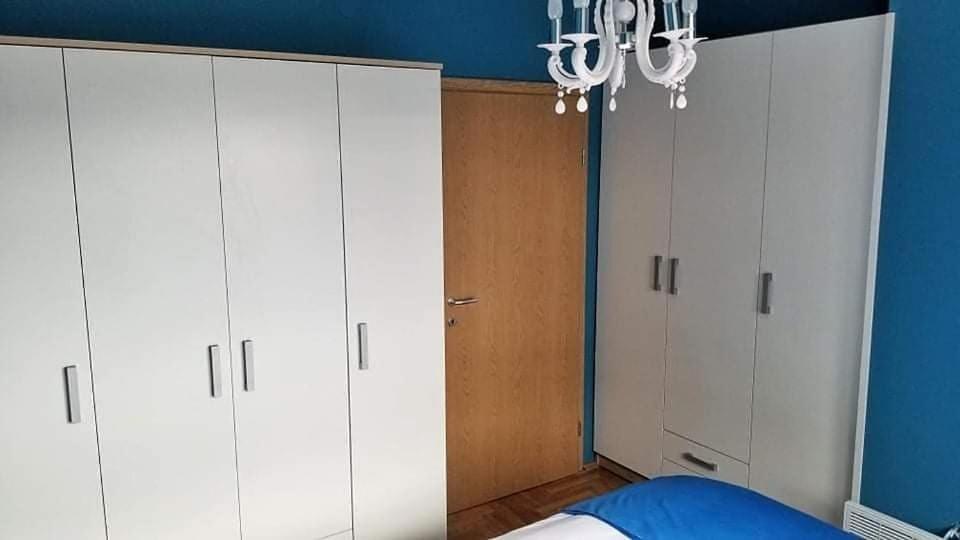 Apartman Sunset เทรบินเย ภายนอก รูปภาพ